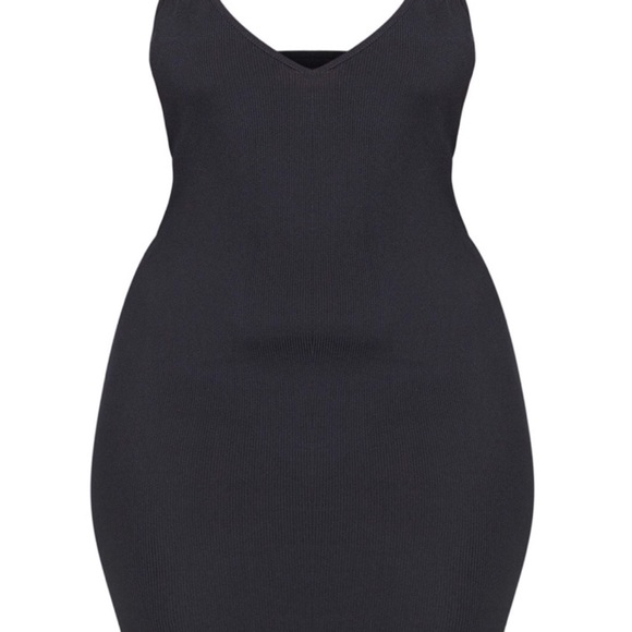 New PrettyLittleThing Plus size Dress 2X - Picture 3 of 4